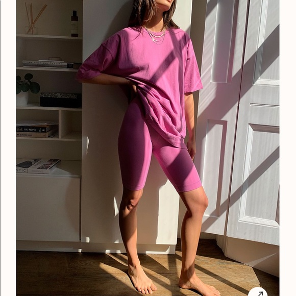 Unbranded | Oversized Tee & Biker Short Set - Picture 3 of 7